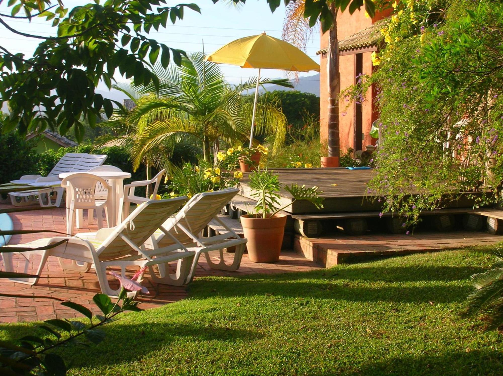 Estalagem Capitao Gancho Hotel Praia do Rosa Luaran gambar